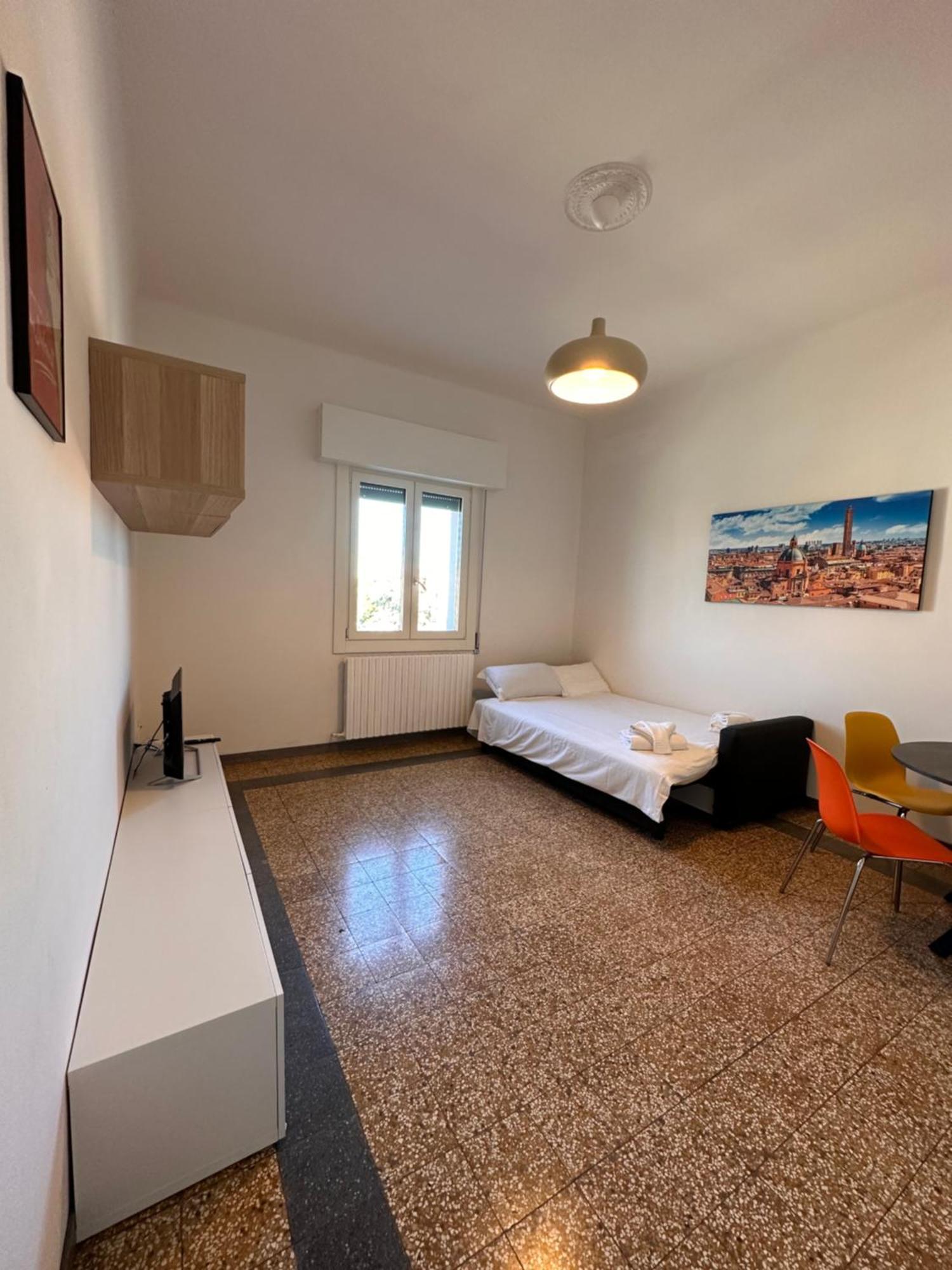 Ranzani Flat Apartment Болоня Екстериор снимка